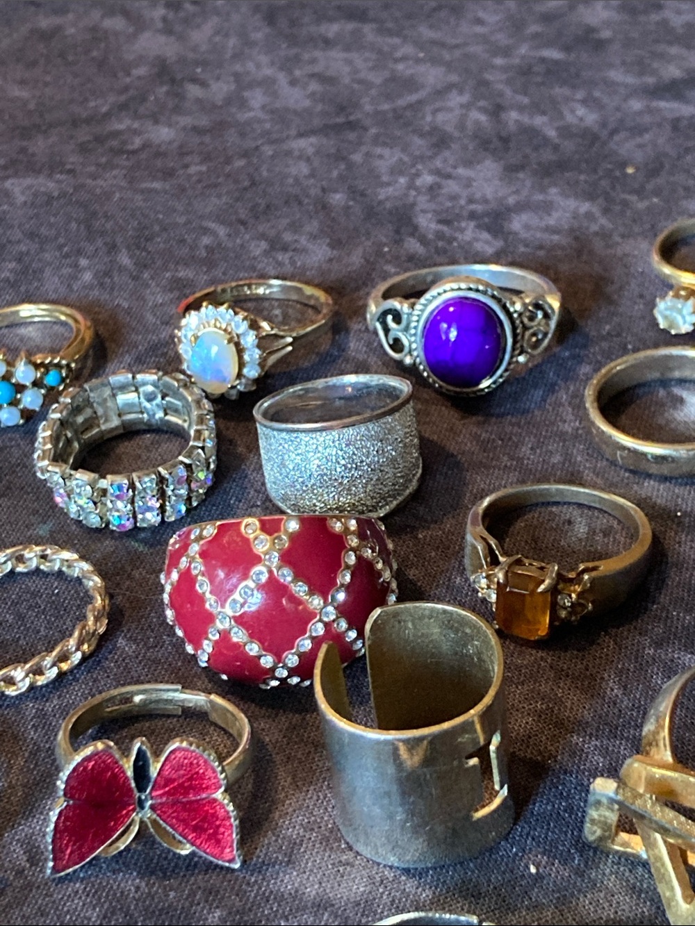 Assorted Untested Gold-Tone Silver-Tone Rings - 54 total - Picture 7 of 12